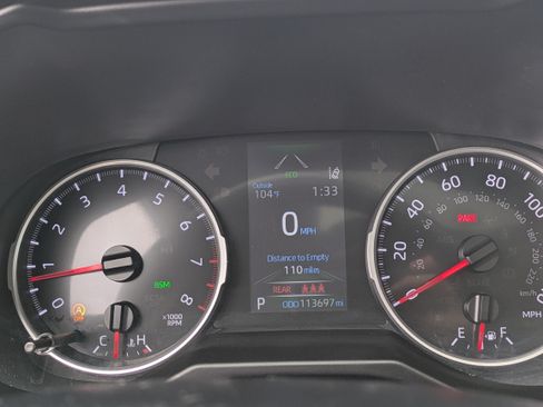 Used 2021 Toyota RAV4 XLE Premium FWD image 29
