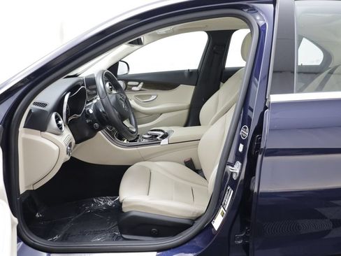 Used 2018 Mercedes-Benz C 300 4MATIC Sedan image 5
