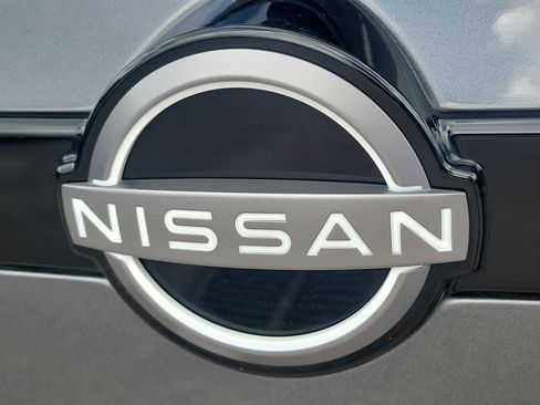 Used 2025 Nissan Pathfinder SV FWD image 30