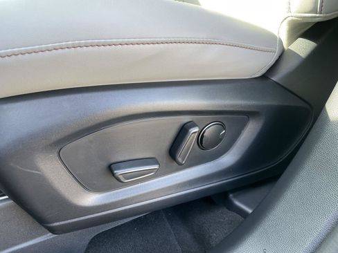 New 2026 Ford Explorer Active w/ Active Comfort Package AWD/4WD image 12