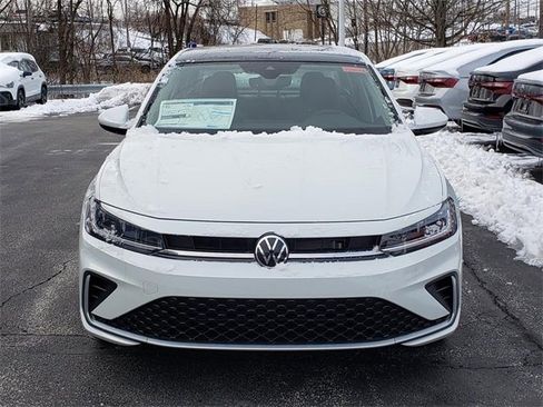 New 2026 Volkswagen Jetta SE image 5