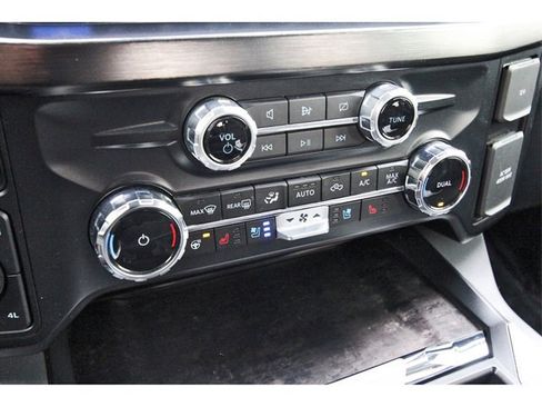 Used 2024 Ford F350 Lariat w/ Lariat Ultimate Package image 25