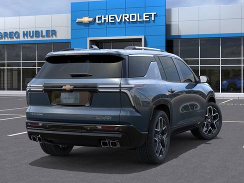 New 2026 Chevrolet Traverse High Country w/ LPO, Floor Liner Package FWD image 4