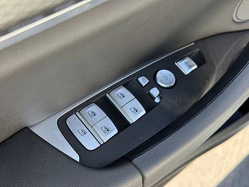 Used 2024 BMW X4 xDrive30i w/ M Sport Package image 10