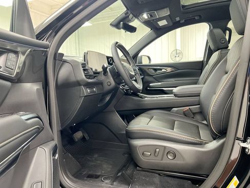 Used 2026 Chevrolet Traverse High Country w/ LPO, Floor Liner Package AWD/4WD image 20
