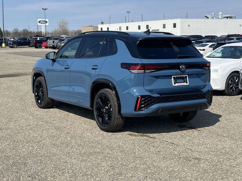 New 2026 Volkswagen Tiguan SE R-Line AWD/4WD image 3
