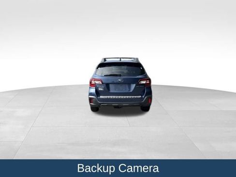 Used 2019 Subaru Outback 2.5i Premium AWD/4WD image 5