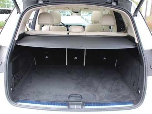 Certified 2022 Mercedes-Benz GLE 350 4MATIC w/ Premium Package image 28