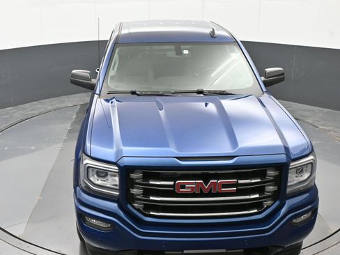 Used 2017 GMC Sierra 1500 SLT w/ All Terrain Package image 29