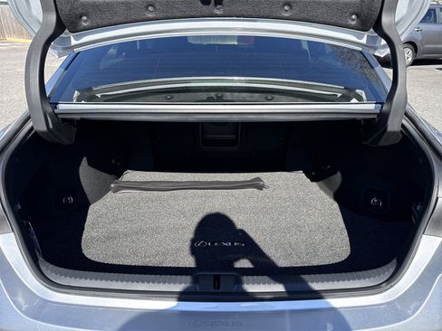 Used 2025 Lexus ES 350 w/ Premium Package image 34