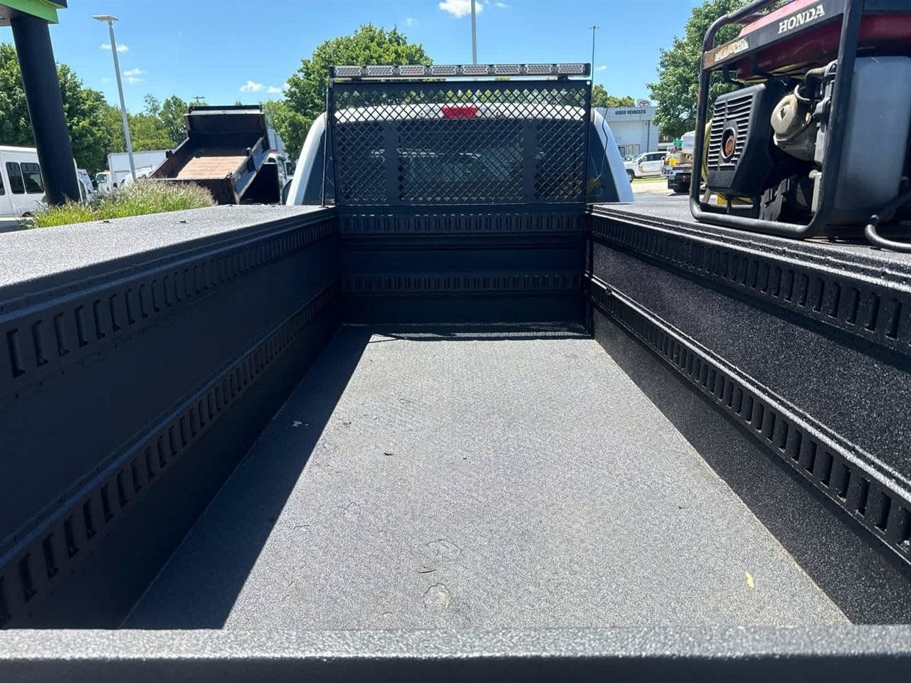 Used 2017 Ford F350 XL w/ Power Equipment Group RWD image 20