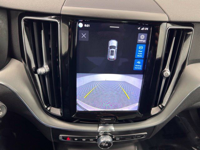 Used 2023 Volvo XC60 B5 Core AWD/4WD image 17