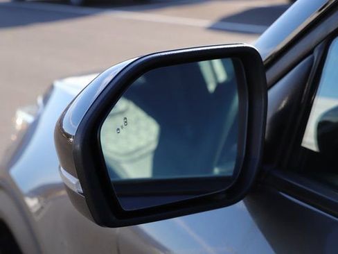 Used 2025 Ford Explorer Platinum w/ LUX Leather Package image 11