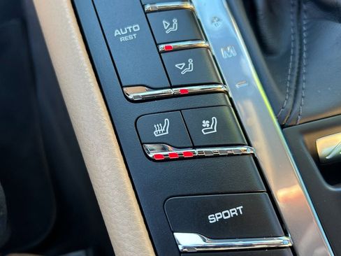 Used 2017 Porsche Macan S image 38