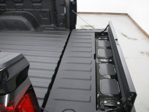 New 2026 GMC Sierra 1500 Denali w/ Denali Reserve Package image 13