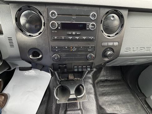 Used 2015 Ford F550 2WD SuperCab Super Duty w/ Power Equipment Group image 18