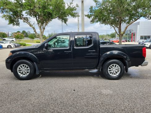Used 2017 Nissan Frontier SV RWD image 9