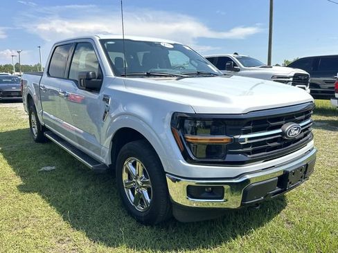 Used 2025 Ford F150 XLT w/ Equipment Group 301A Standard RWD image 4