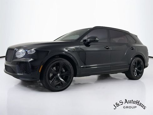 Used 2022 Bentley Bentayga AWD/4WD image 3