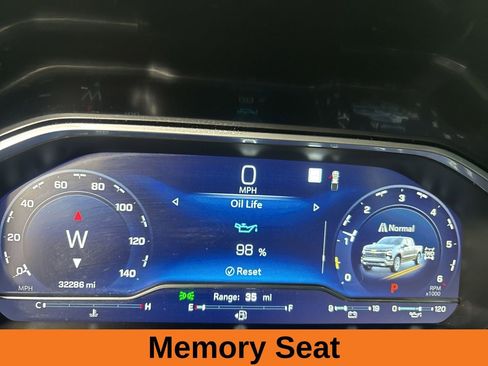 Used 2022 Chevrolet Silverado 1500 LTZ w/ LTZ Premium Package image 15