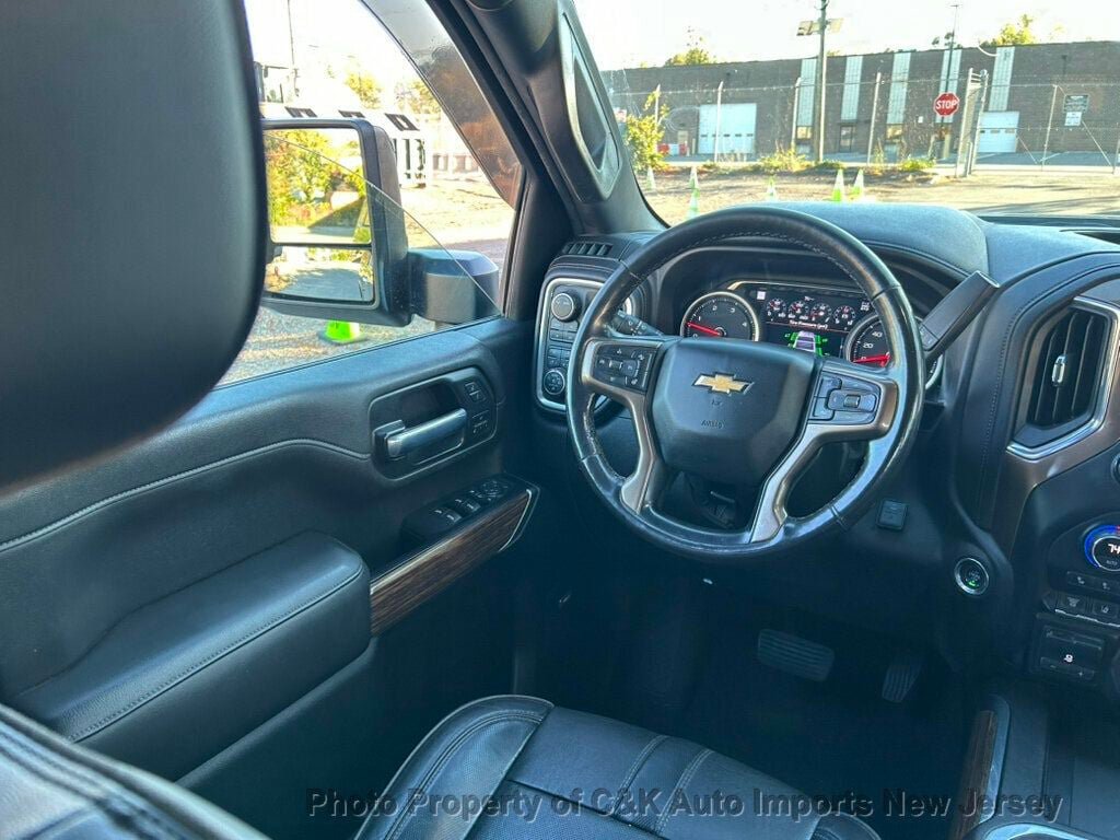 Used 2021 Chevrolet Silverado 2500 High Country w/ Technology Package AWD/4WD image 38