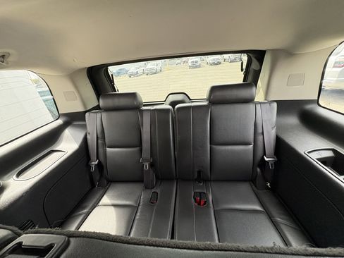 Used 2013 Chevrolet Tahoe LTZ AWD/4WD image 28