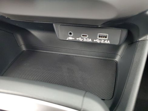 New 2025 Subaru Crosstrek 2.5i Premium image 19