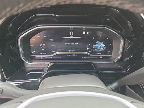 Certified 2025 GMC Sierra 1500 Elevation w/ LPO, Elevation Black Package image 24