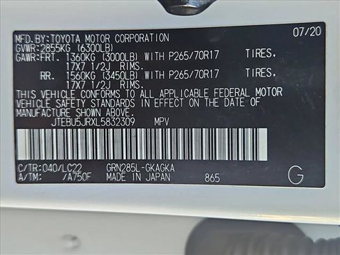 Used 2020 Toyota 4Runner TRD Off-Road Premium AWD/4WD image 25
