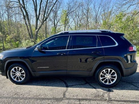 Used 2019 Jeep Cherokee Latitude Plus w/ Comfort/Convenience Group AWD/4WD image 5