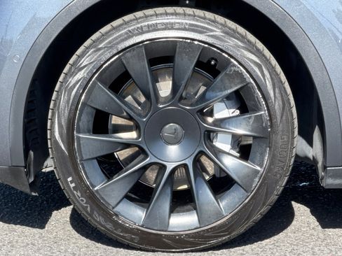 Used 2020 Tesla Model Y Long Range AWD/4WD image 11
