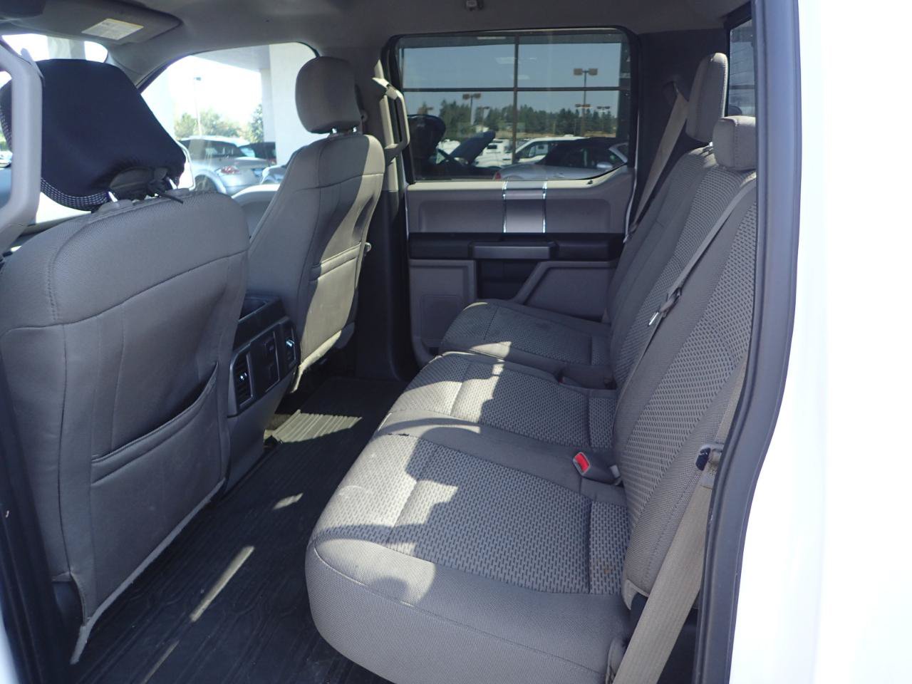 Used 2015 Ford F150 XLT w/ Equipment Group 302A Luxury AWD/4WD image 11