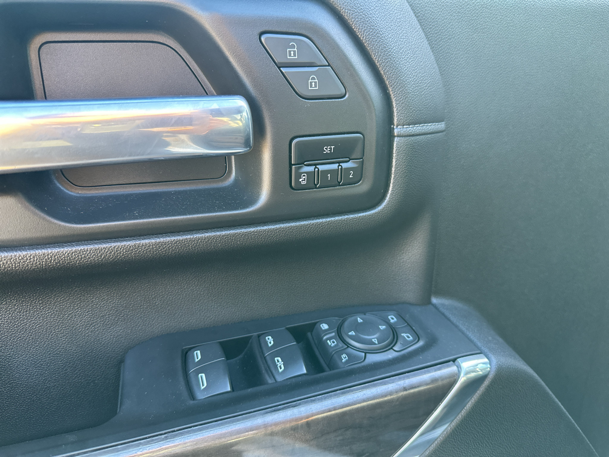 Used 2020 Chevrolet Silverado 3500 LTZ w/ LTZ Premium Package AWD/4WD image 23