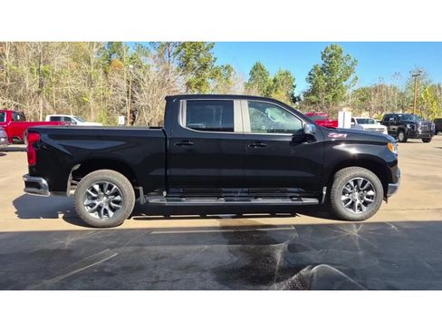 New 2026 Chevrolet Silverado 1500 LT w/ Z71 Off-Road Package image 9