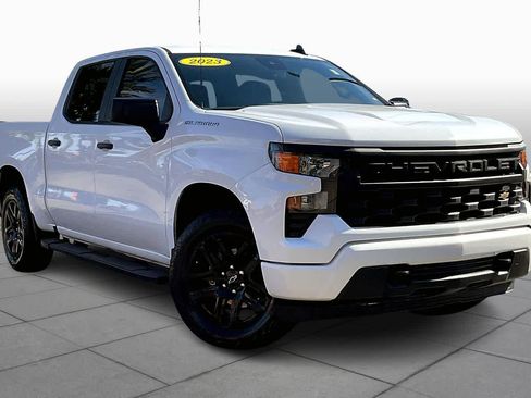 Certified 2023 Chevrolet Silverado 1500 Custom image 3