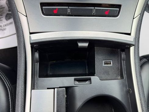 Used 2019 Lincoln MKZ Reserve FWD image 18