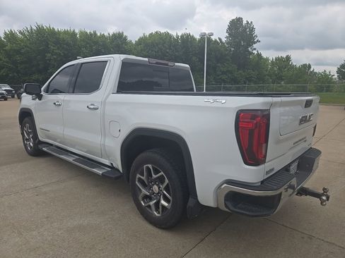 Used 2023 GMC Sierra 1500 SLT w/ SLT Premium Plus Package AWD/4WD image 5