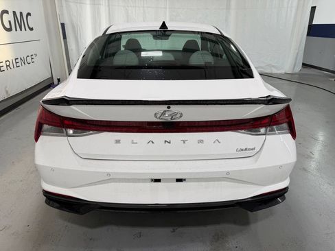 Used 2023 Hyundai Elantra Limited FWD image 20
