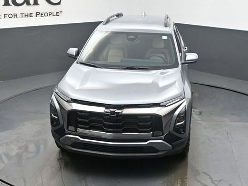New 2026 Chevrolet Equinox ACTIV w/ Convenience Package III FWD image 37
