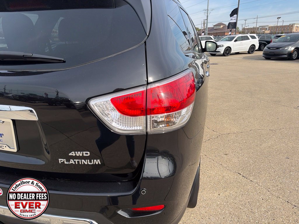 Used 2015 Nissan Pathfinder Platinum w/ Cargo Package FWD image 10