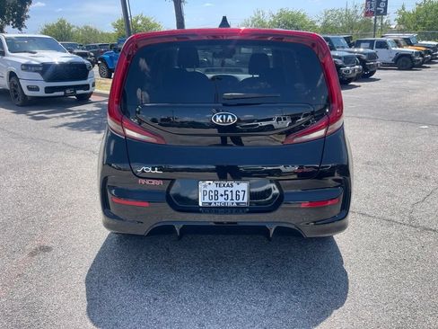 Used 2021 Kia Soul GT-Line FWD image 4