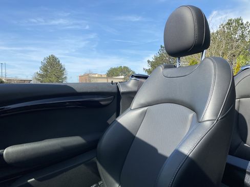 Used 2020 MINI Cooper S image 18