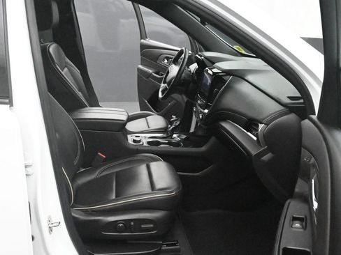 Used 2023 Chevrolet Traverse Premier w/ Redline Edition AWD/4WD image 11
