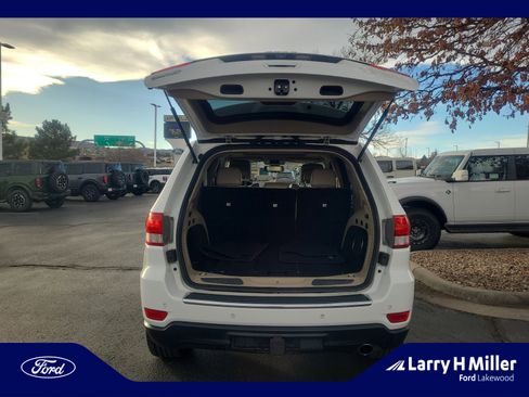 Used 2013 Jeep Grand Cherokee Limited w/ Trailer Tow Group image 33