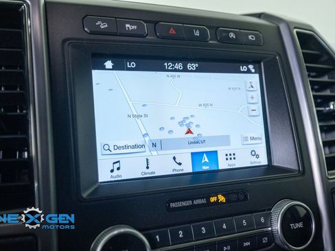 Used 2018 Ford Expedition Platinum AWD/4WD image 19