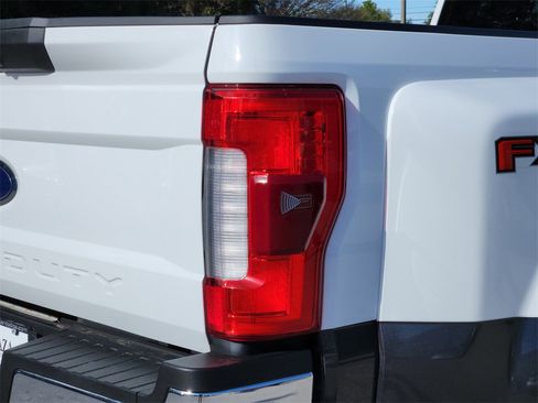 Used 2017 Ford F350 Lariat w/ Lariat Ultimate Package image 8