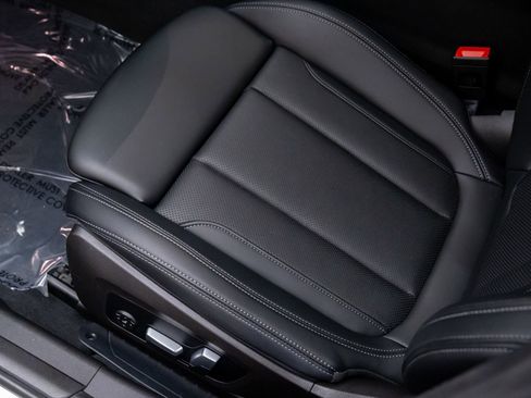 Certified 2023 BMW 330i xDrive Sedan w/ Premium Package image 15