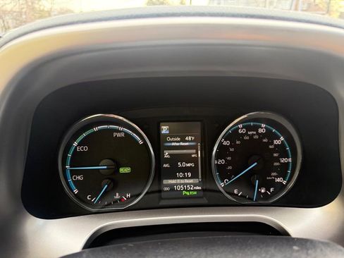 Used 2016 Toyota RAV4 Limited image 22