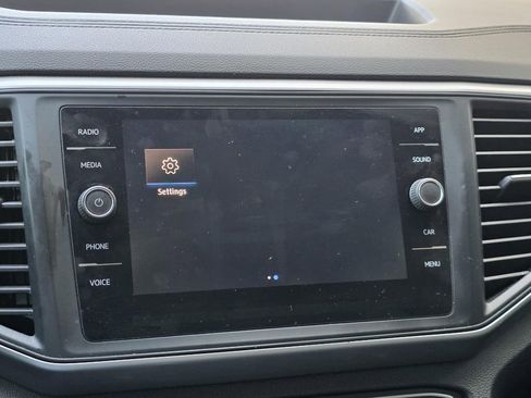 Used 2021 Volkswagen Atlas SE w/ Panoramic Sunroof Package image 18