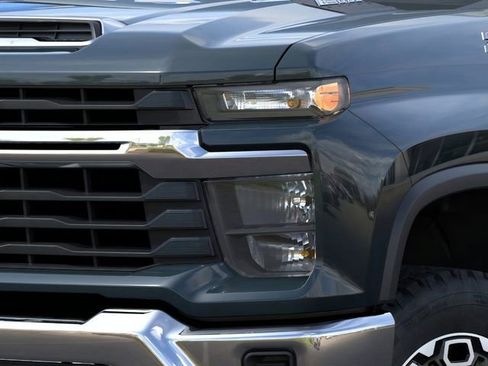 New 2026 Chevrolet Silverado 2500 LT w/ Z71 Off-Road Package image 11